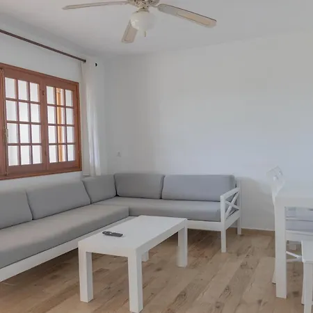 Gardens By Menorcarentals Hotel apartamentowy Son Bou