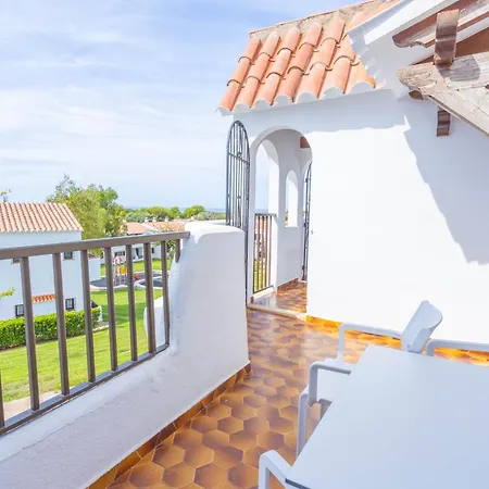 Gardens By Menorcarentals Hotel apartamentowy