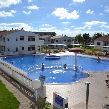 Hotel apartamentowy Gardens By Menorcarentals