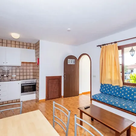 Gardens By Menorcarentals Сон-Боу