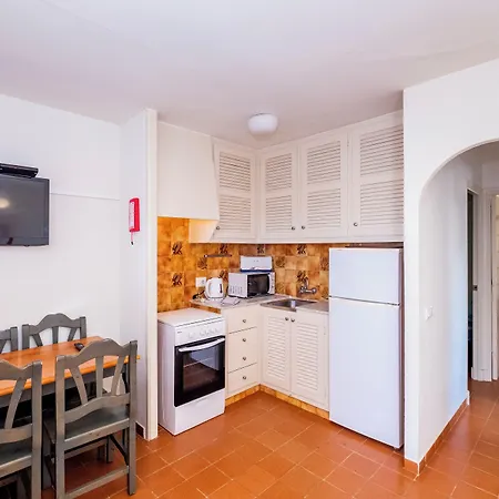 Hotel apartamentowy Gardens By Menorcarentals