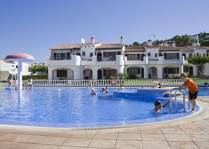 Appart hôtel Gardens By Menorcarentals Son Bou