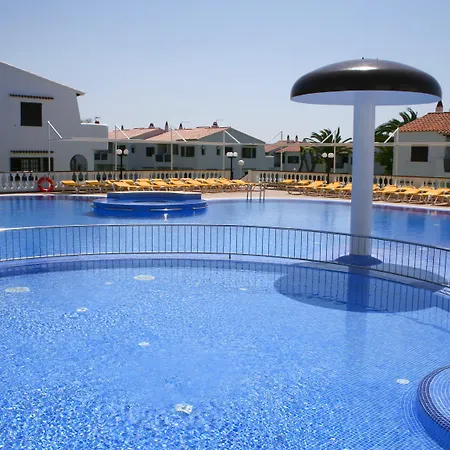 Gardens By Menorcarentals מלון דירות 2*