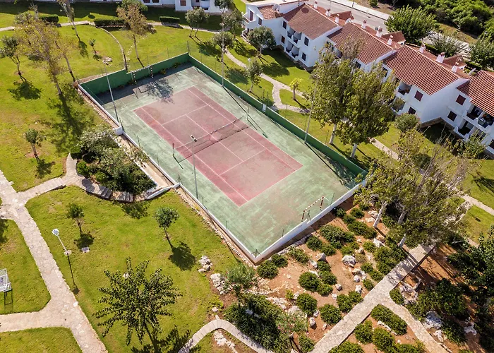 Lägenhetshotell Gardens By Menorcarentals Son Bou